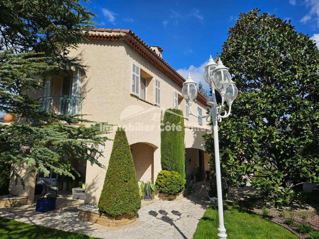 Maison Drap