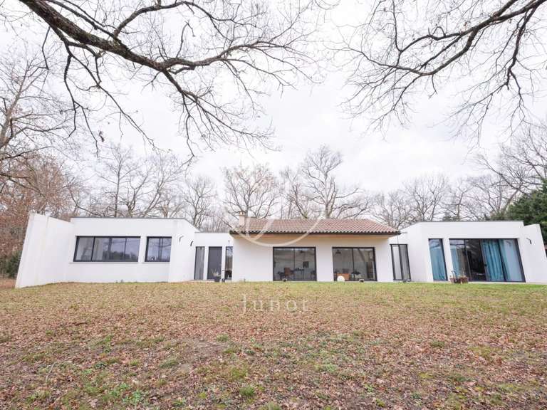 Villa Drémil-Lafage - 3 chambres - 200m²