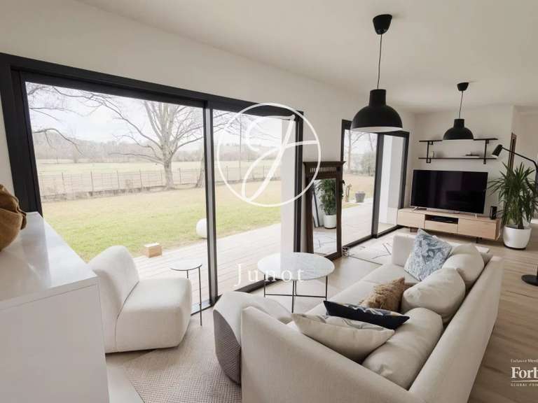 Villa Drémil-Lafage - 3 bedrooms - 200m²
