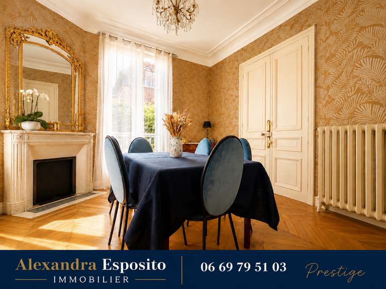 Maison Dreux - 7 chambres - 230m²