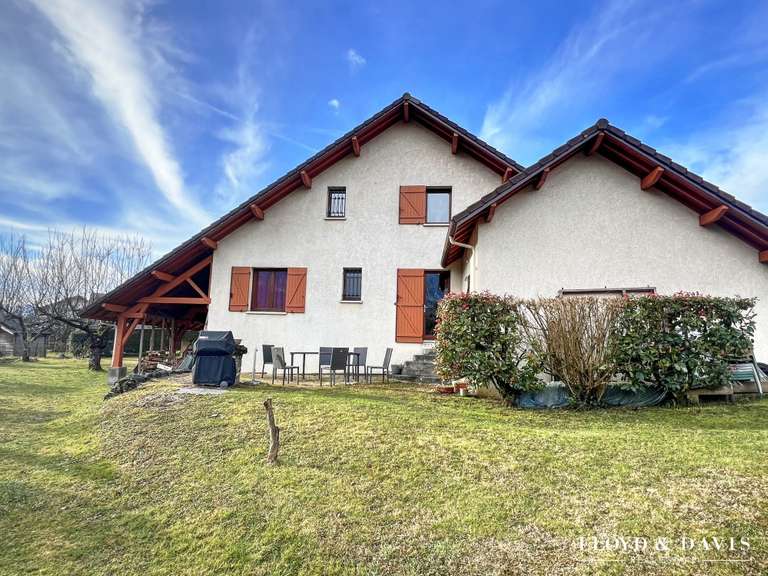 House Drumettaz-Clarafond - 4 bedrooms - 170m²