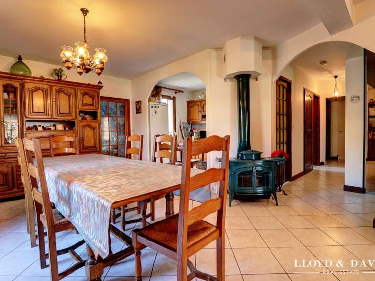 House Drumettaz-Clarafond - 4 bedrooms - 170m²