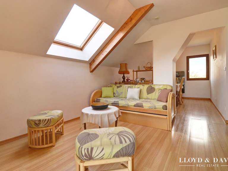 House Drumettaz-Clarafond - 4 bedrooms - 170m²