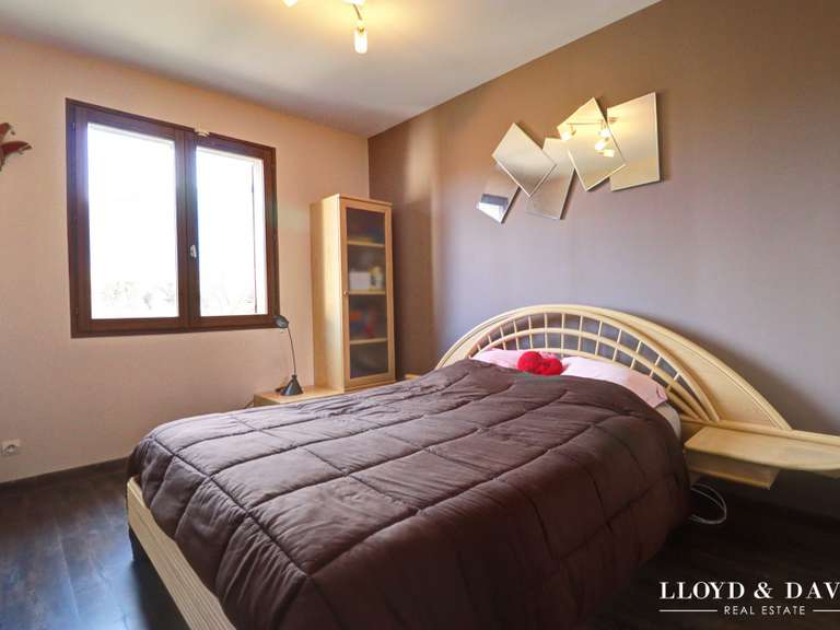 House Drumettaz-Clarafond - 4 bedrooms - 170m²