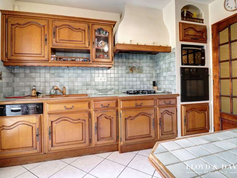 House Drumettaz-Clarafond - 4 bedrooms - 170m²