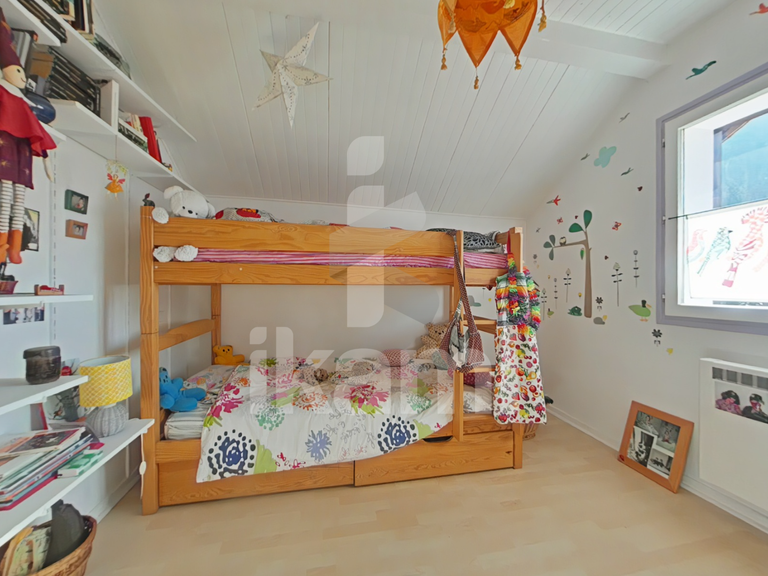 Maison Duingt - 4 chambres - 130m²