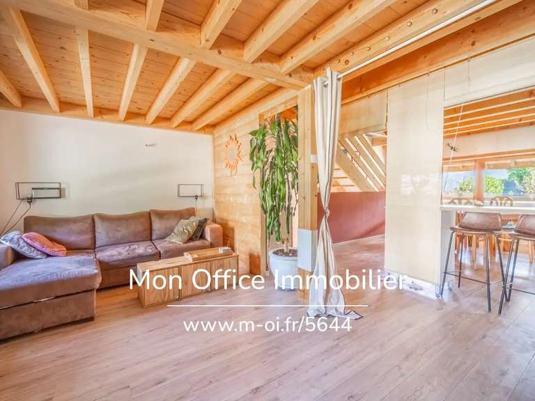 Maison Duingt - 4 chambres - 103m²