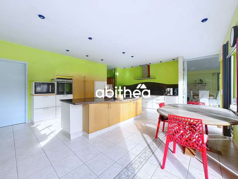 Maison Duisans - 4 chambres - 451m²