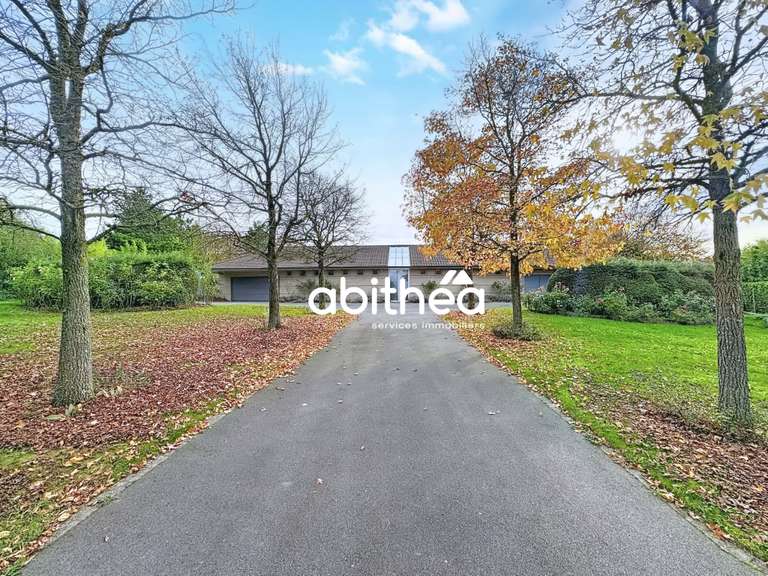 Maison Duisans - 4 chambres - 451m²