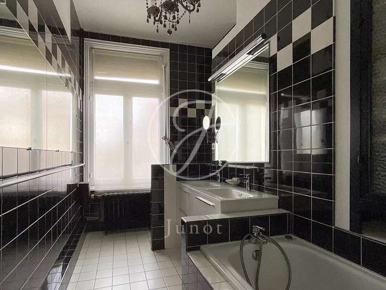 Maison Dunkerque - 4 chambres - 207m²