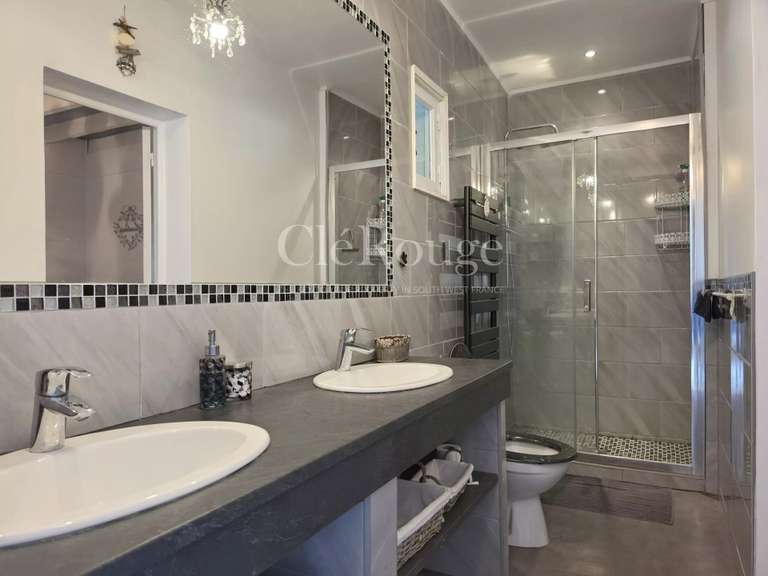 Maison Duras - 7 chambres - 378m²