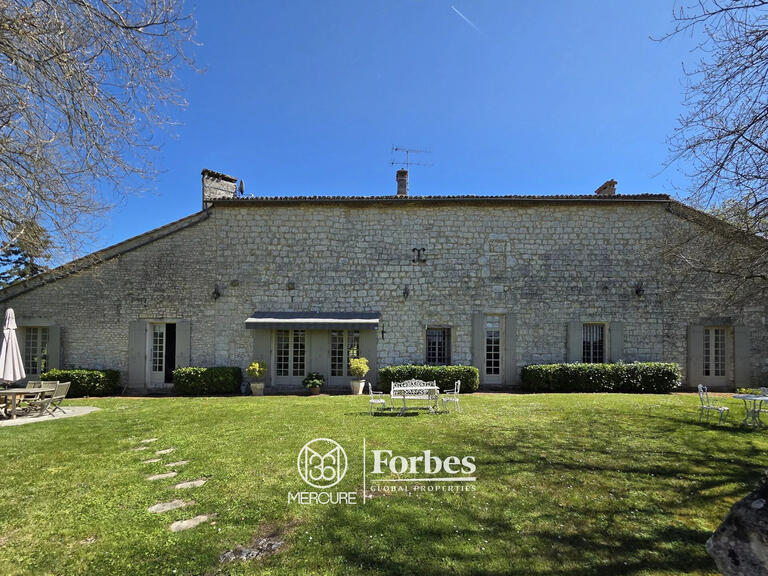 Propriété Duras - 4 chambres - 867m²