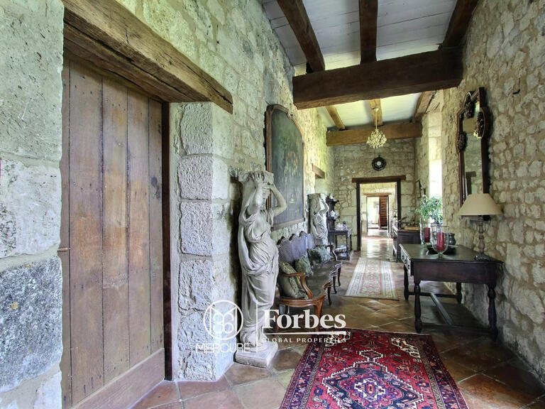 Propriété Duras - 4 chambres - 867m²