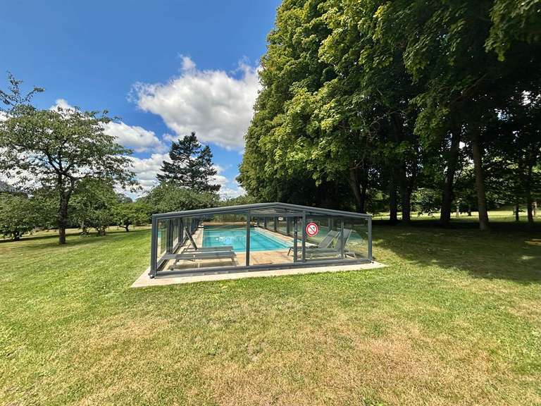 Manoir Écaquelon - 6 chambres - 41007m²