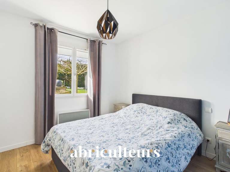 Maison Échalas - 4 chambres - 19m²