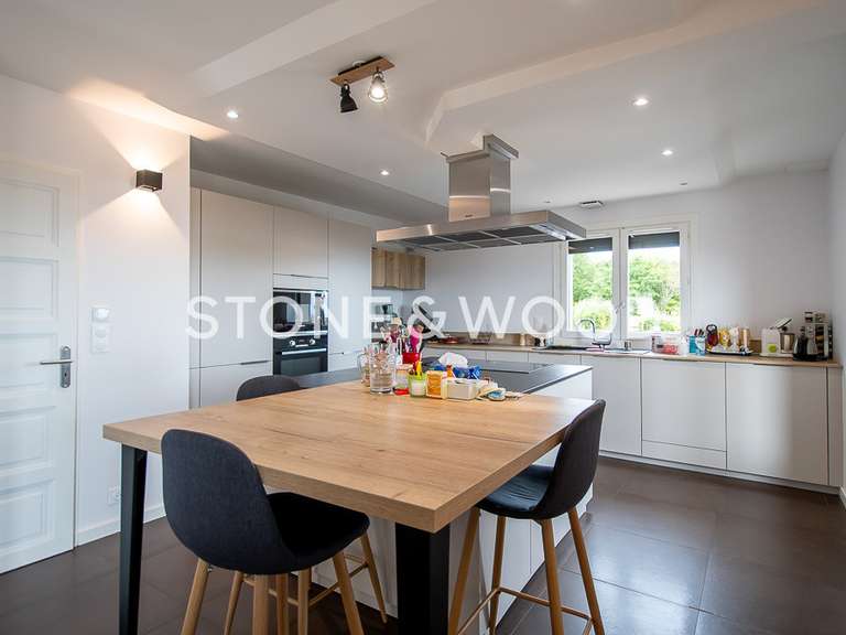 House Échenevex - 6 bedrooms - 229m²