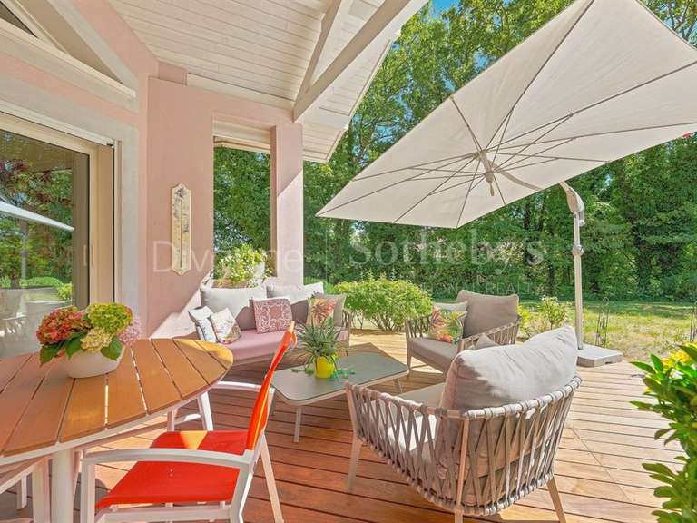 Maison Échenevex - 3 chambres - 300m²