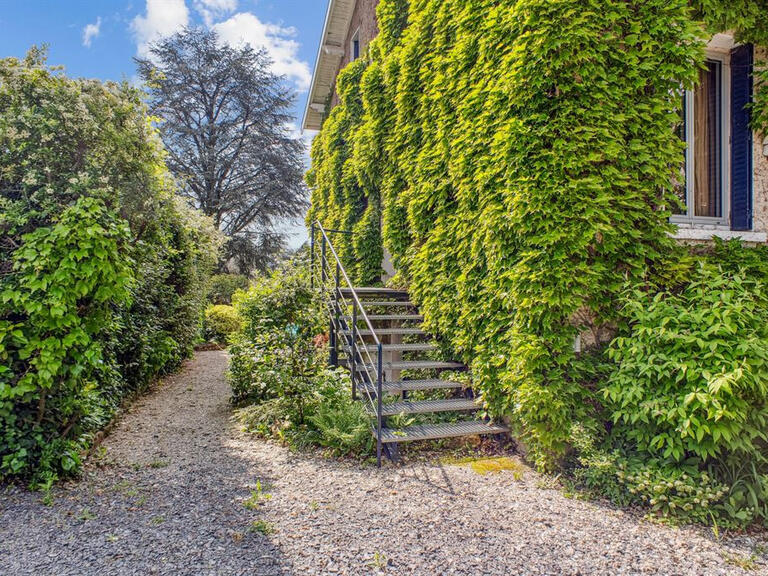 House Écully - 3 bedrooms - 236m²