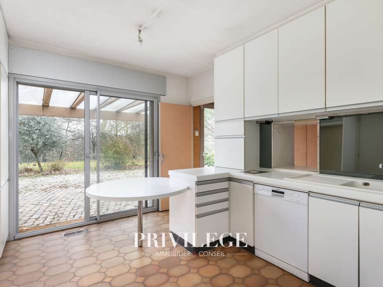 House Écully - 4 bedrooms - 250m²