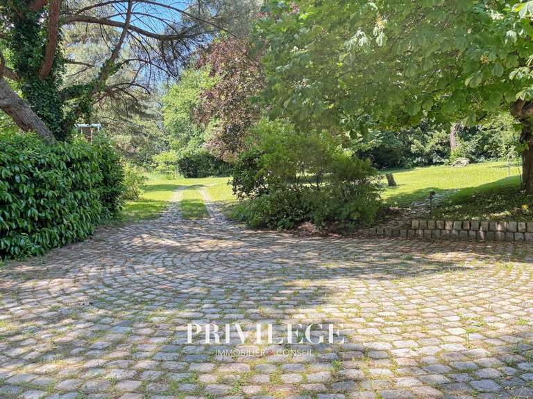 House Écully - 4 bedrooms - 250m²