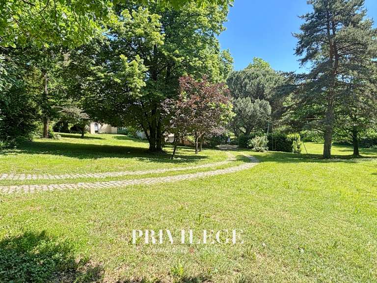 House Écully - 4 bedrooms - 250m²