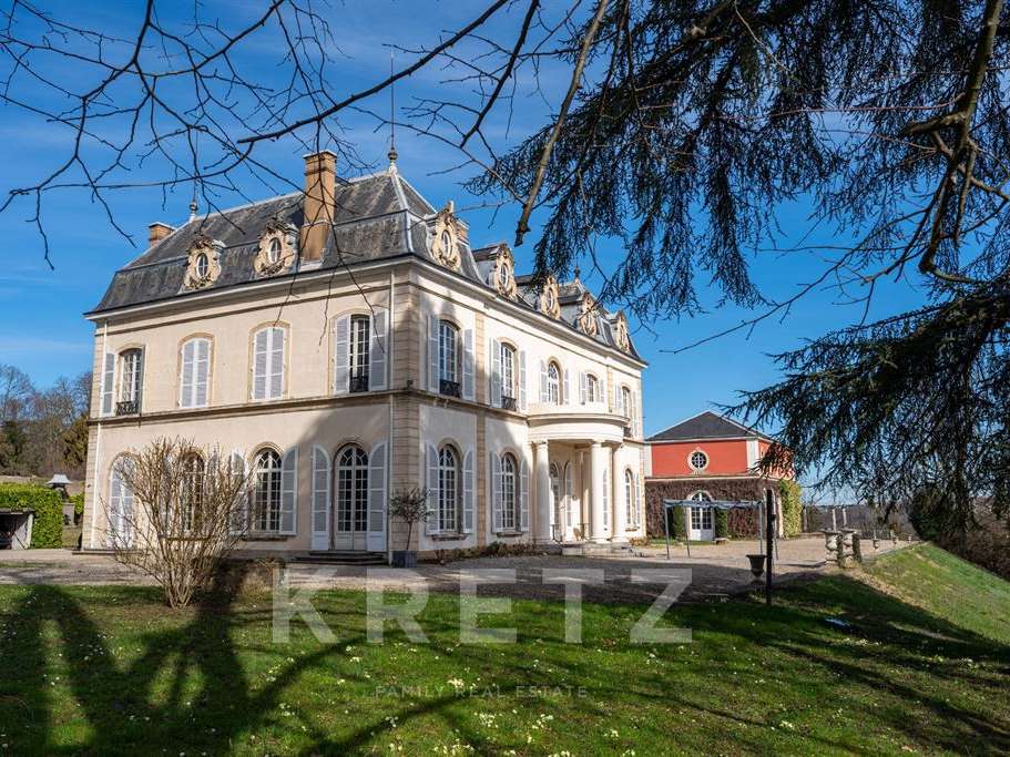 House Écully