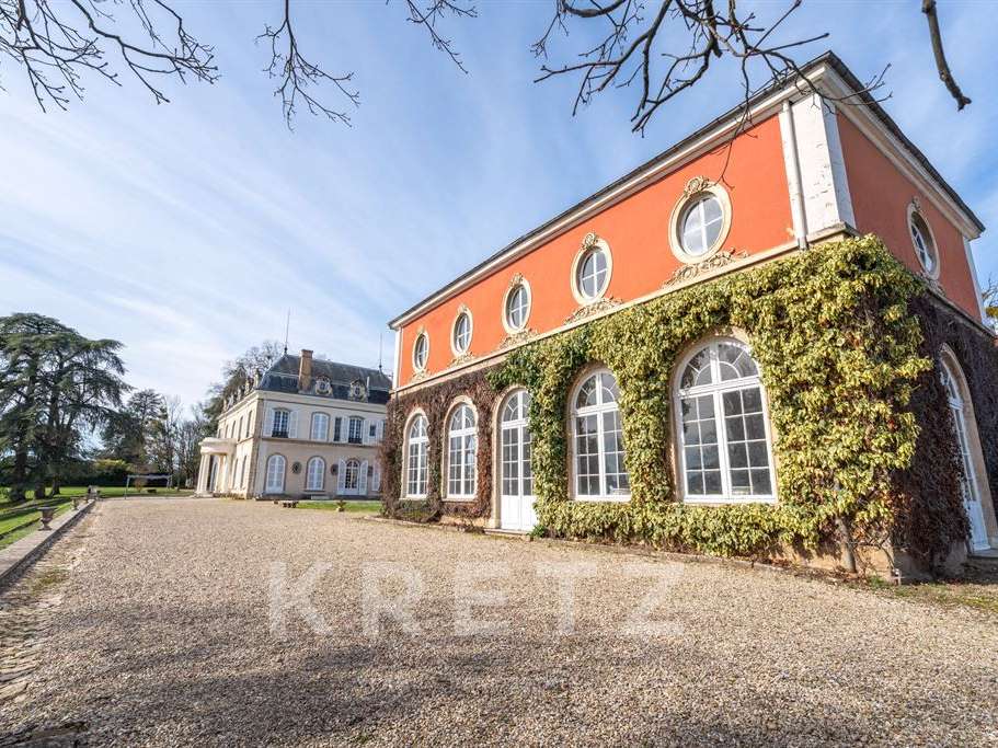 House Écully