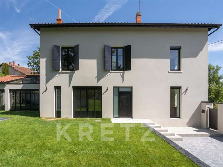 Maison Écully - 6 chambres - 340m²