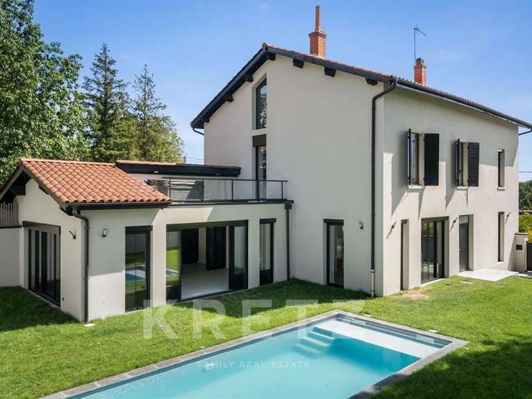 Maison Écully - 6 chambres - 340m²