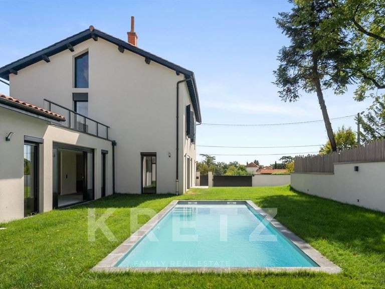 Maison Écully - 6 chambres - 340m²