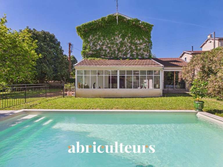 Maison Écully - 4 chambres - 175m²