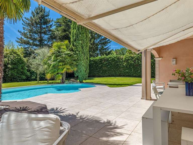 Maison Écully - 6 chambres - 373m²