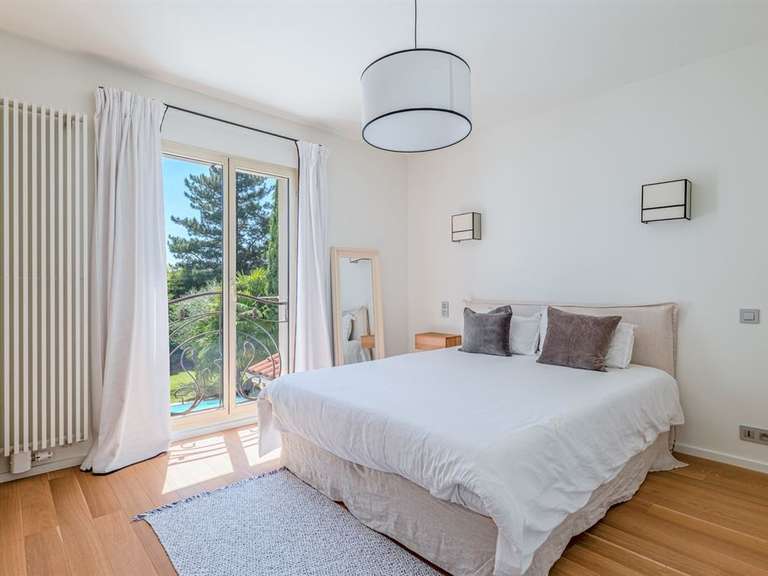 Maison Écully - 6 chambres - 373m²