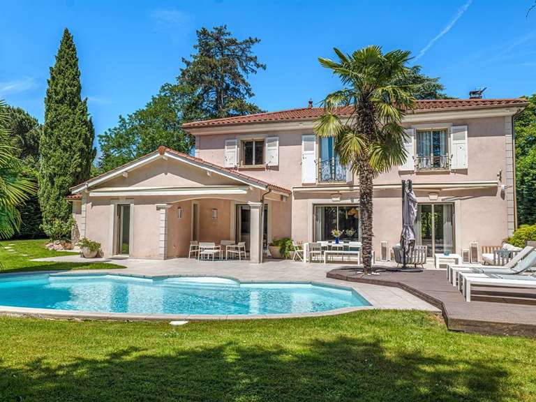 Maison Écully - 6 chambres - 373m²