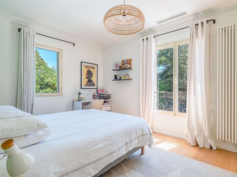 Maison Écully - 6 chambres - 373m²
