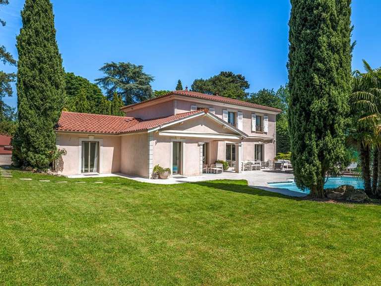 Maison Écully - 6 chambres - 373m²
