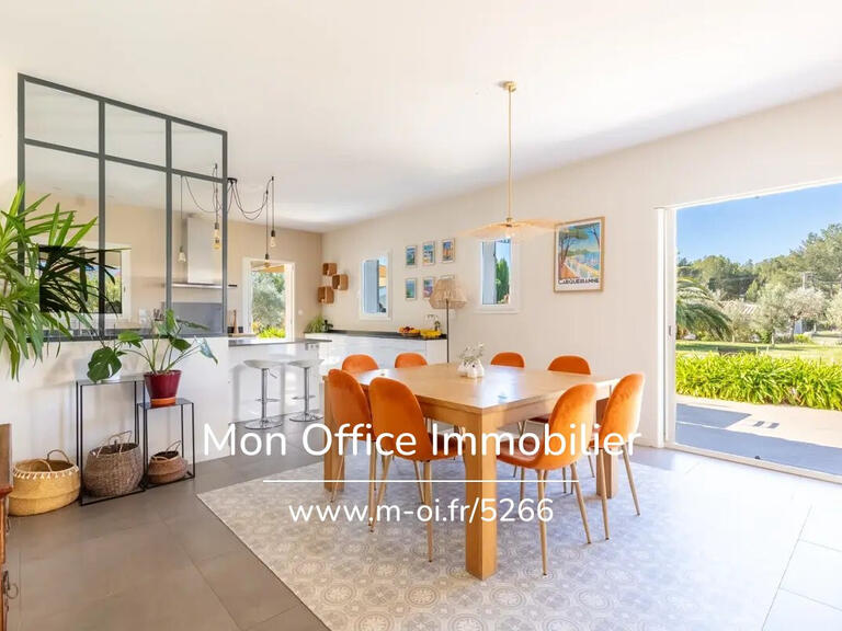 Maison Éguilles - 5 chambres - 195m²