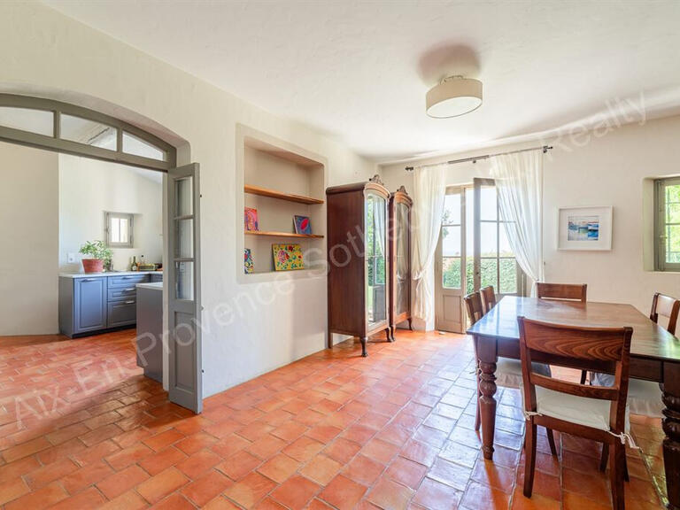 Maison Éguilles - 190m²