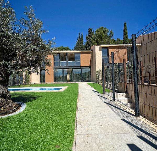 House Éguilles - 4 bedrooms