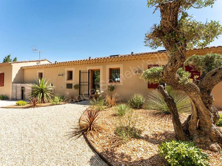 Maison Éguilles