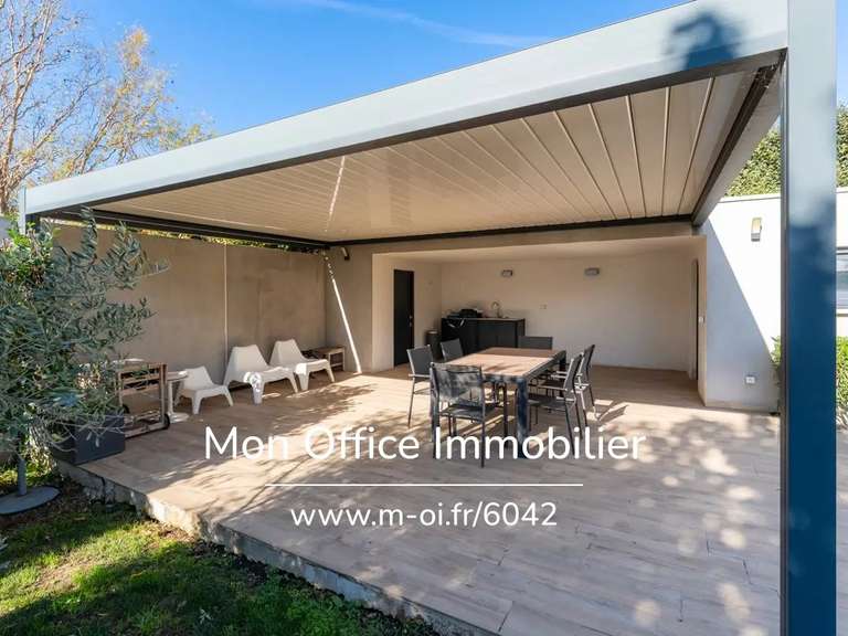 House Éguilles - 4 bedrooms - 170m²