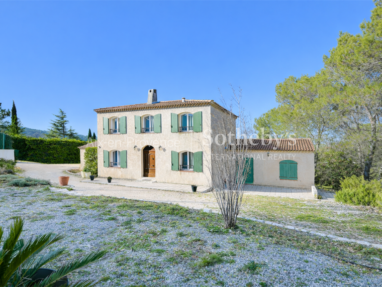 Maison Éguilles - 5 chambres - 200m²