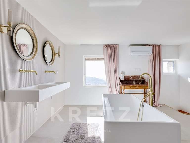 Maison Éguilles - 4 chambres - 160m²