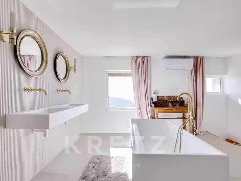Maison Éguilles - 4 chambres - 160m²