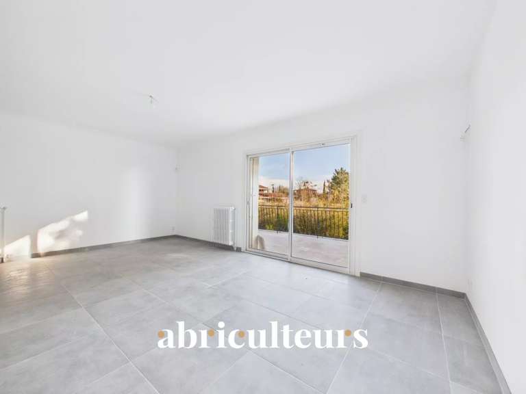 House Éguilles - 3 bedrooms - 180m²