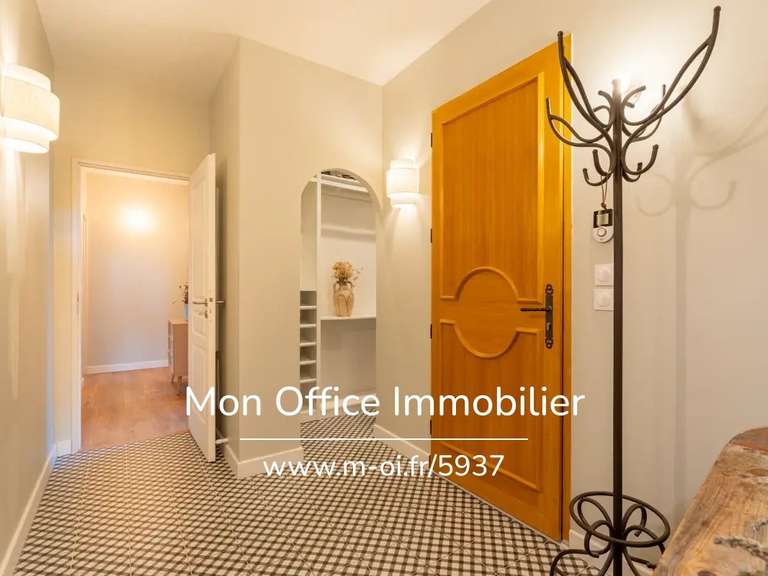 Maison Éguilles - 3 chambres - 110m²