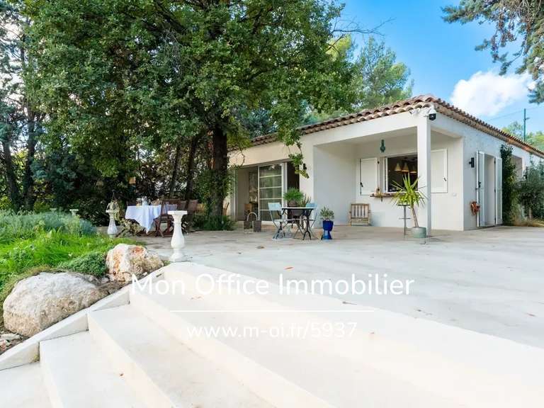 Maison Éguilles - 3 chambres - 110m²