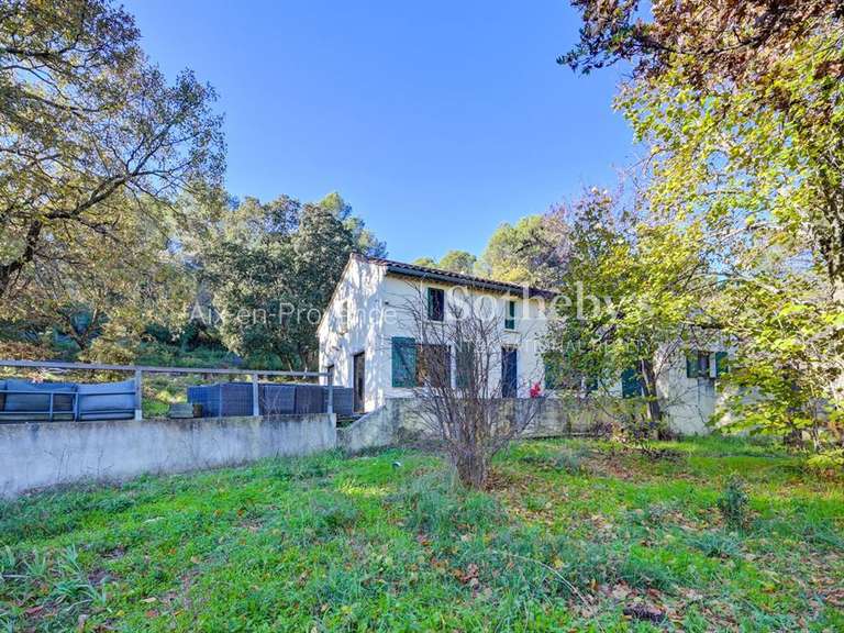 House Éguilles - 166m²