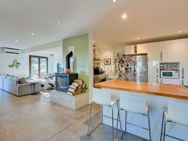 Maison Éguilles - 166m²