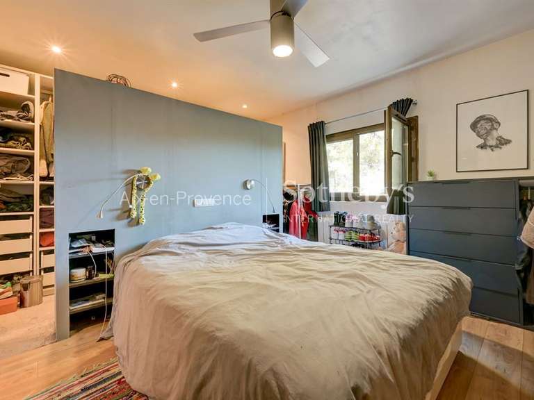 Maison Éguilles - 166m²